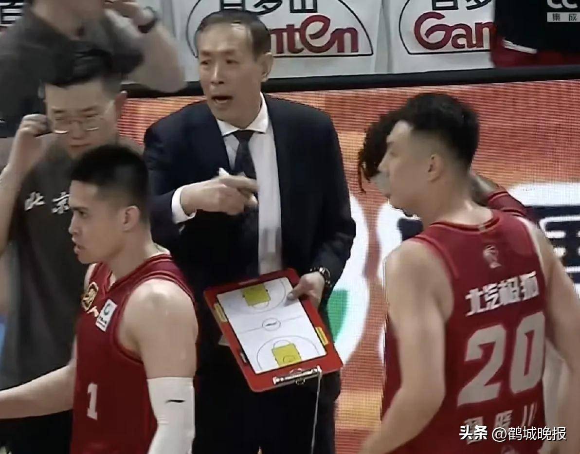 北京首钢球员绽放，统治力席卷全场