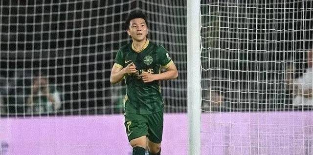 关于海港被浙江2比2绝平要分锅：一半归教练组一半归制服组的信息